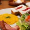 びっくりドンキーでゆっくり朝時間。甘いトーストと卵かけご飯のちょうどいい満足感